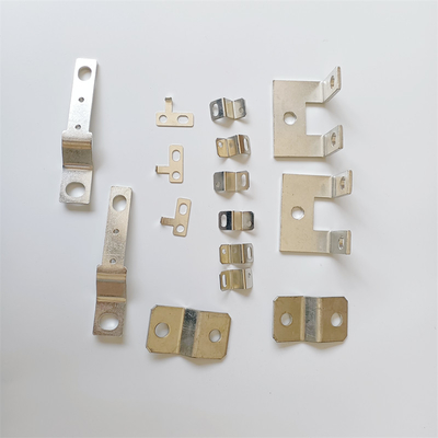 ชิ้นส่วนปั๊มขึ้นรูปโลหะแบบกำหนดเอง Deep Drawing Precision Stamped Auto Parts